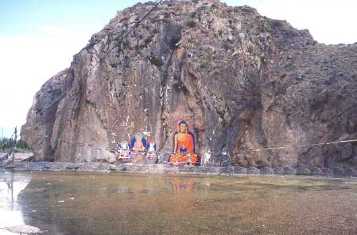 lhasa_approach_2.jpg