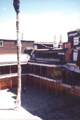 tashilumpo_monastery_3.jpg